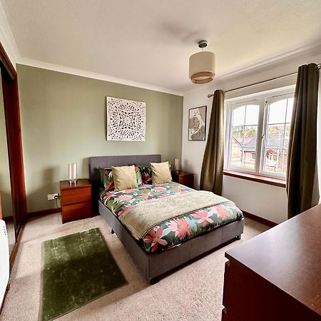 Apartment With Parking, Close To The Raigmore Hospital อินเวอร์เนส ภายนอก รูปภาพ